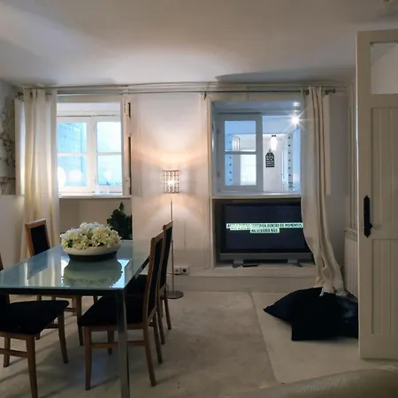 Apartment Loft Mola White By Burgo Porto